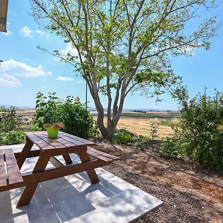 Yalarent Valley View Boutique Cottages With Pool Merhavia Exterior photo